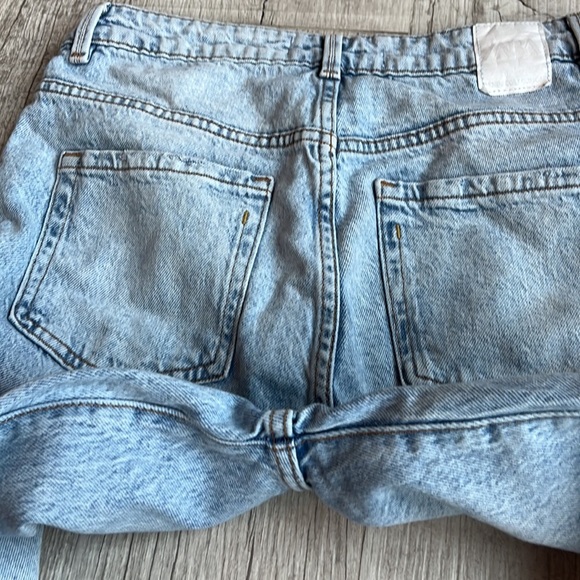 Zara Women Jeans Size: 8 Color: White Wash - Picture 9 of 13